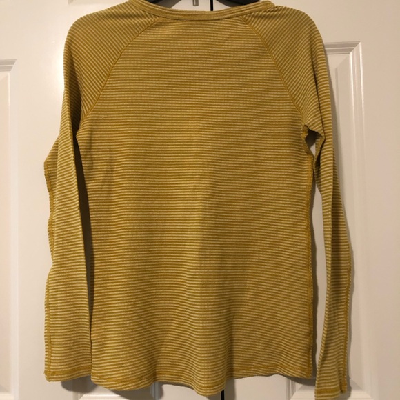 The North Face Mustard Long Sleeve Striped Tee with Button Detail Women’s M - Picture 8 of 8